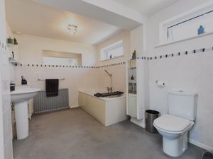 Photo 21- click for photo gallery